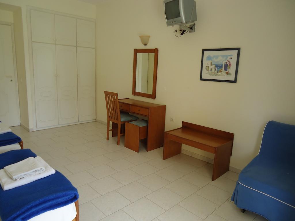 Corfu Sea Gardens Hotel Kavos Room photo