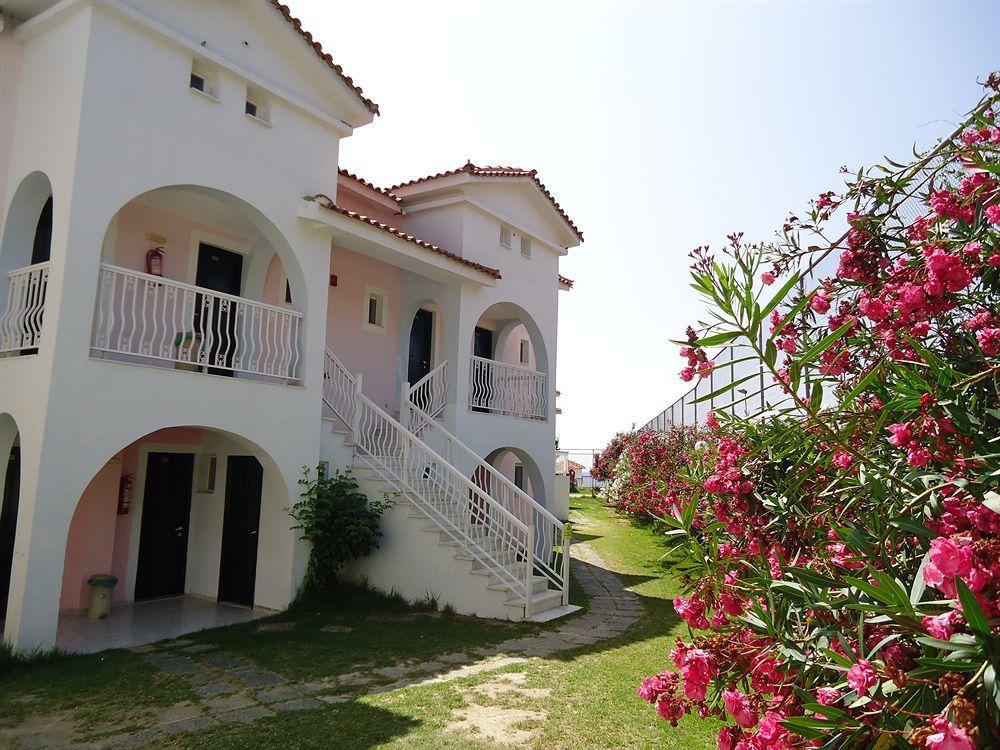 Corfu Sea Gardens Hotel Kavos Exterior photo